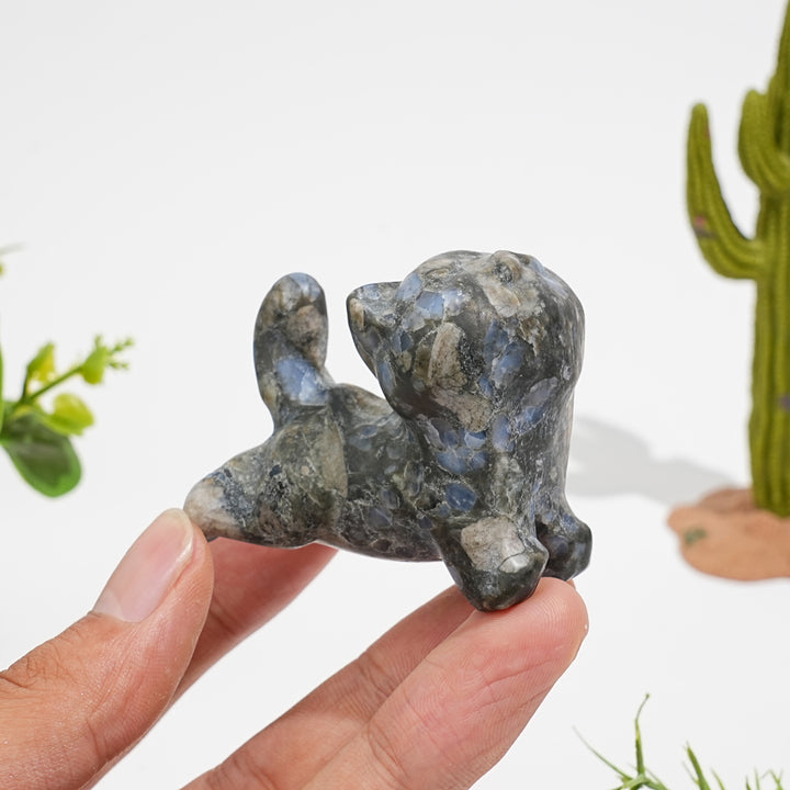 Natural Crystal Stretching Upward Cat Carving