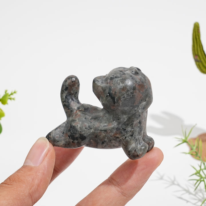 Natural Crystal Stretching Upward Cat Carving