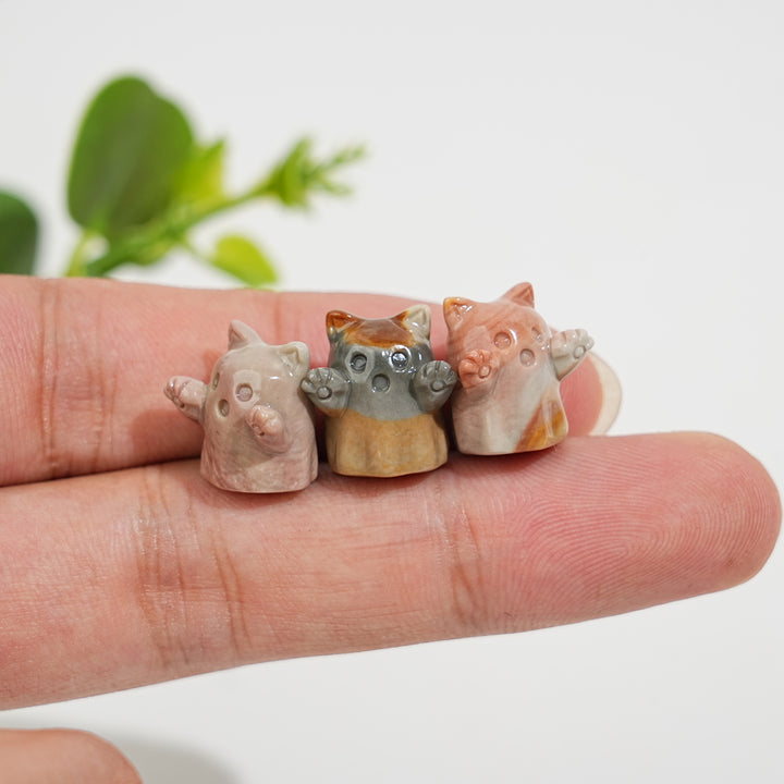 Natural Crystal Carving Alashan Agate Ghost Cat