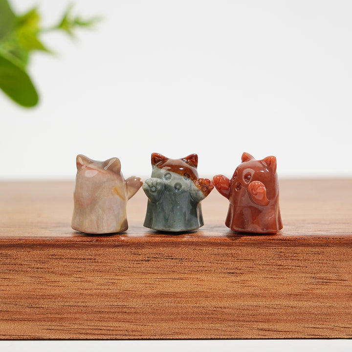 Natural Crystal Carving Alashan Agate Ghost Cat