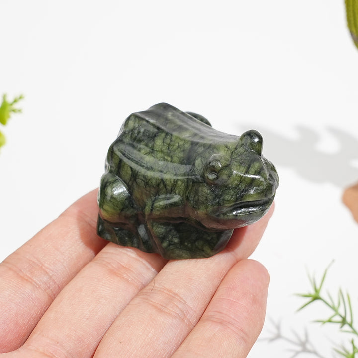 Natural Crystal Leaping Frog Carving