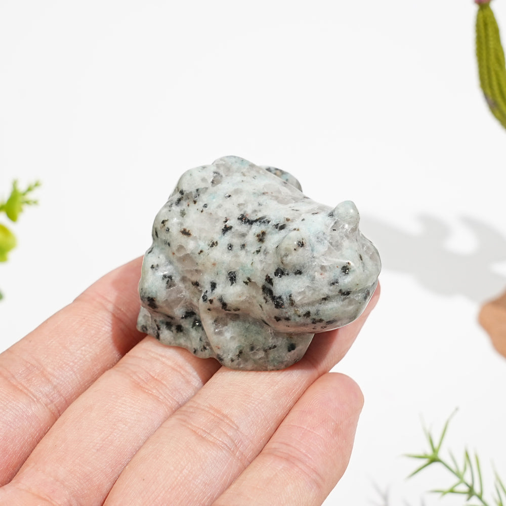 Natural Crystal Leaping Frog Carving