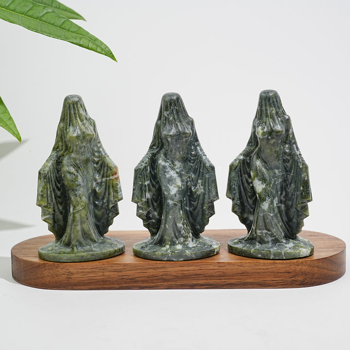 Natural Crystal Mysterious Veiled Spirit Woman Carving
