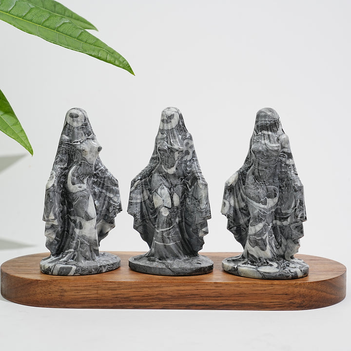 Natural Crystal Mysterious Veiled Spirit Woman Carving