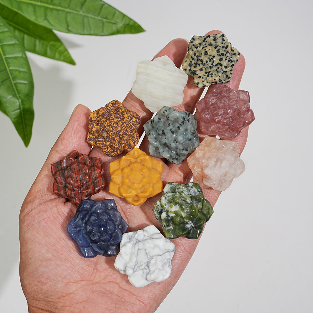 Natural Crystal Lotus Blossom Carving