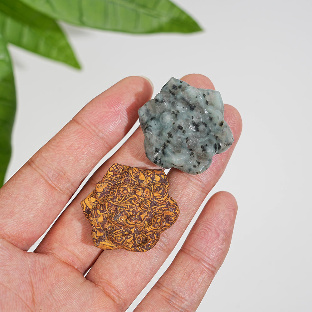 Natural Crystal Lotus Blossom Carving