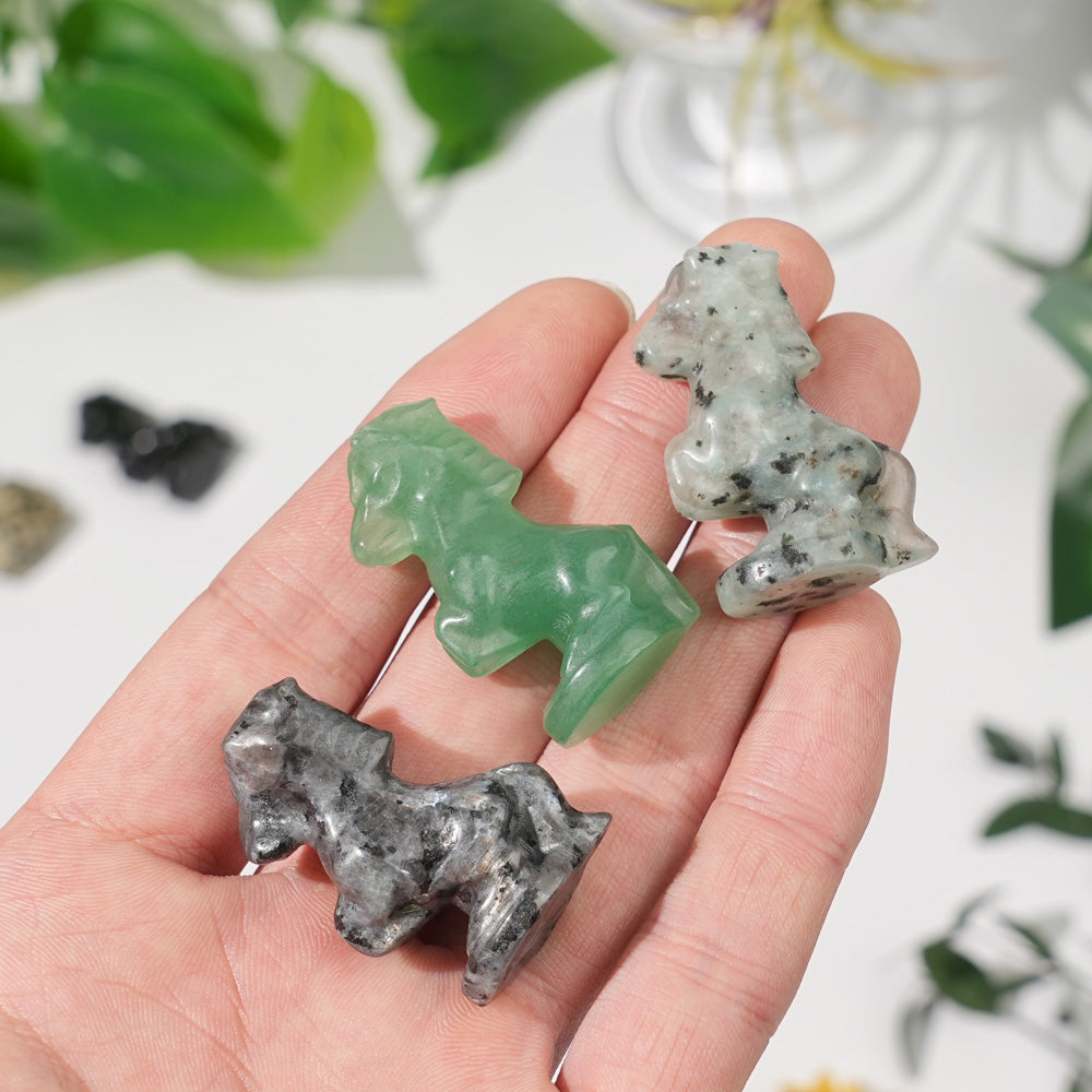 Natural Crystal Carving Mini Horse