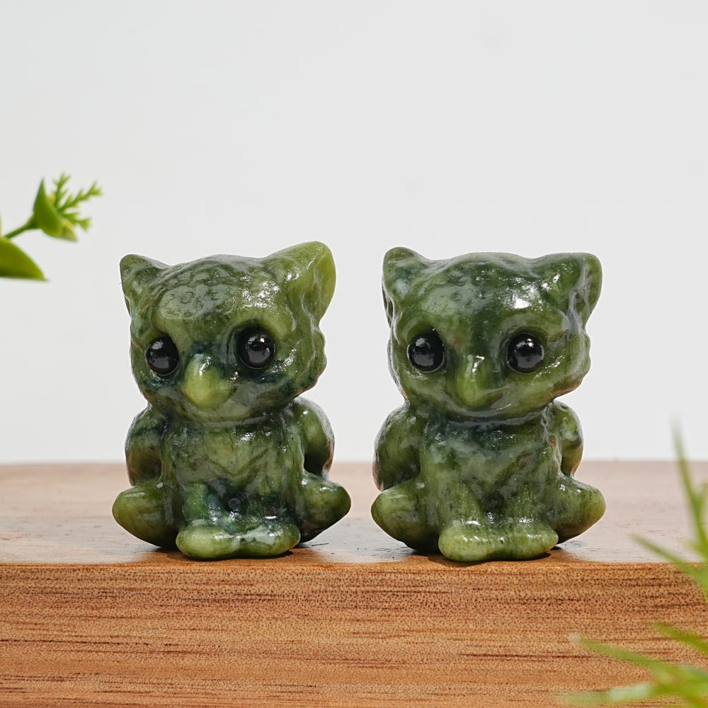 Natural Crystal Cute Sitting Small Griffon