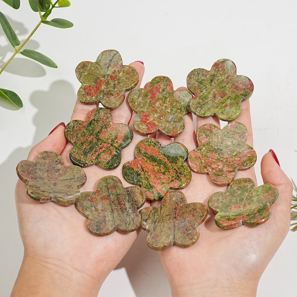 Natural Crystal Carving Five Petal Flower Worry Stone
