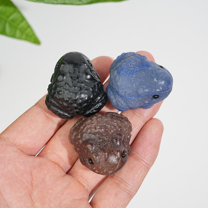 Natural Crystal Tiny Charming Toad Carving