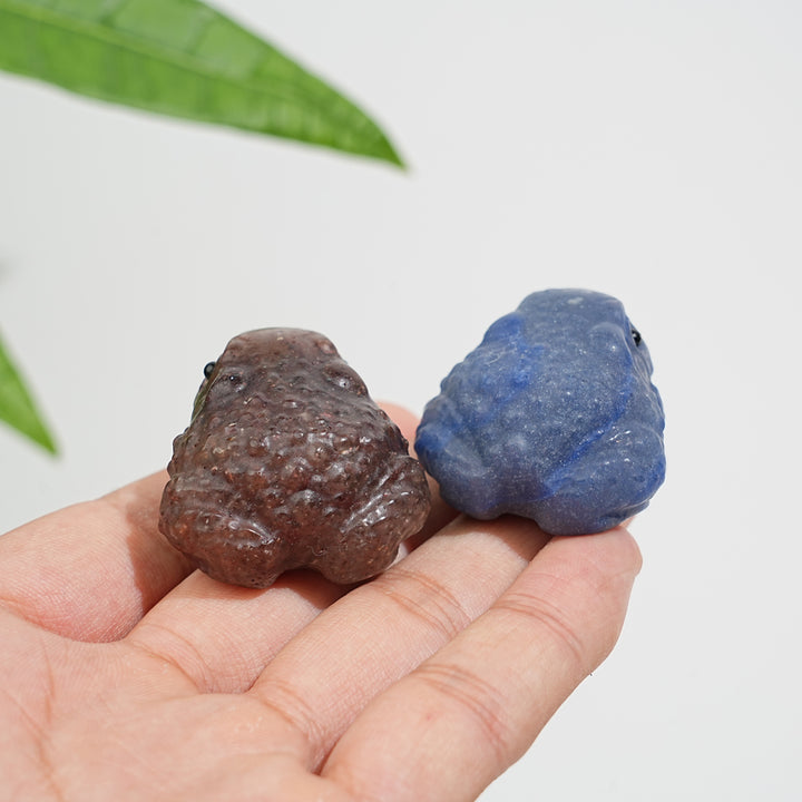 Natural Crystal Tiny Charming Toad Carving