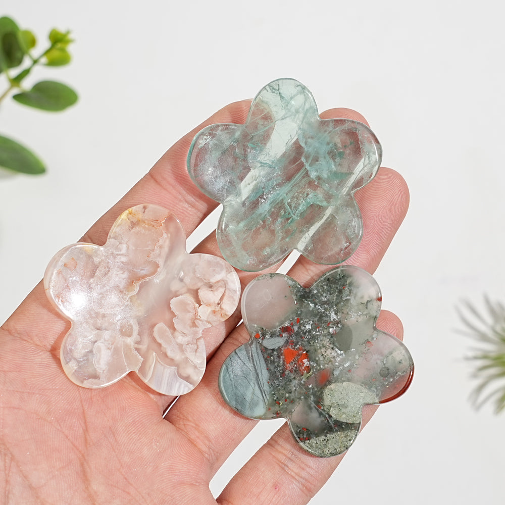 Natural Crystal Carving Five Petal Flower Worry Stone