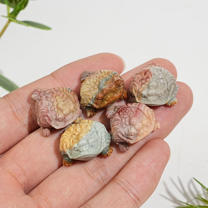 Natural Crystal Carving Alashan Agate Three Legged Money Toad