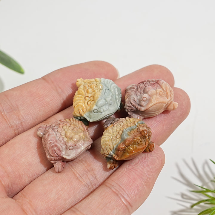 Natural Crystal Carving Alashan Agate Three Legged Money Toad