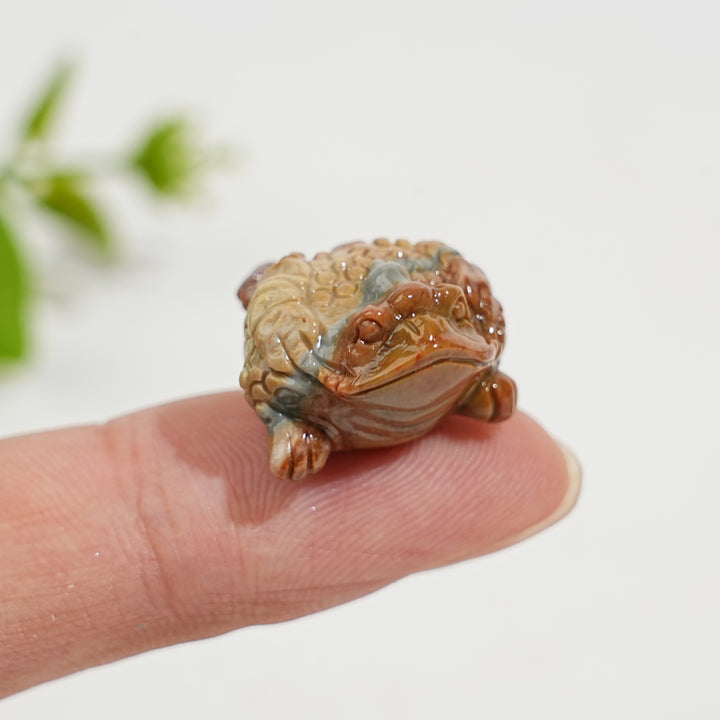 Natural Crystal Carving Alashan Agate Three Legged Money Toad