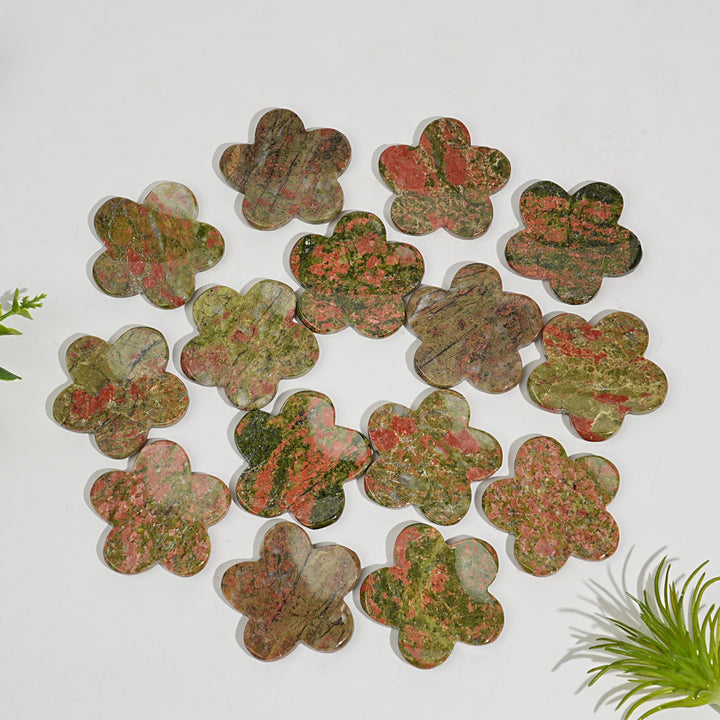 Natural Crystal Carving Five Petal Flower Worry Stone