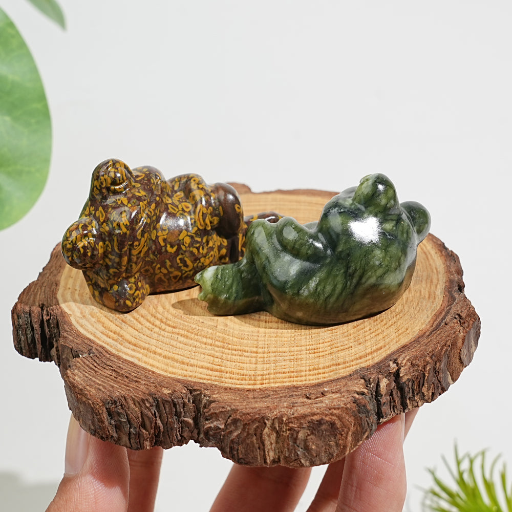 Natural Crystal Carving Cute Sleeping Frog