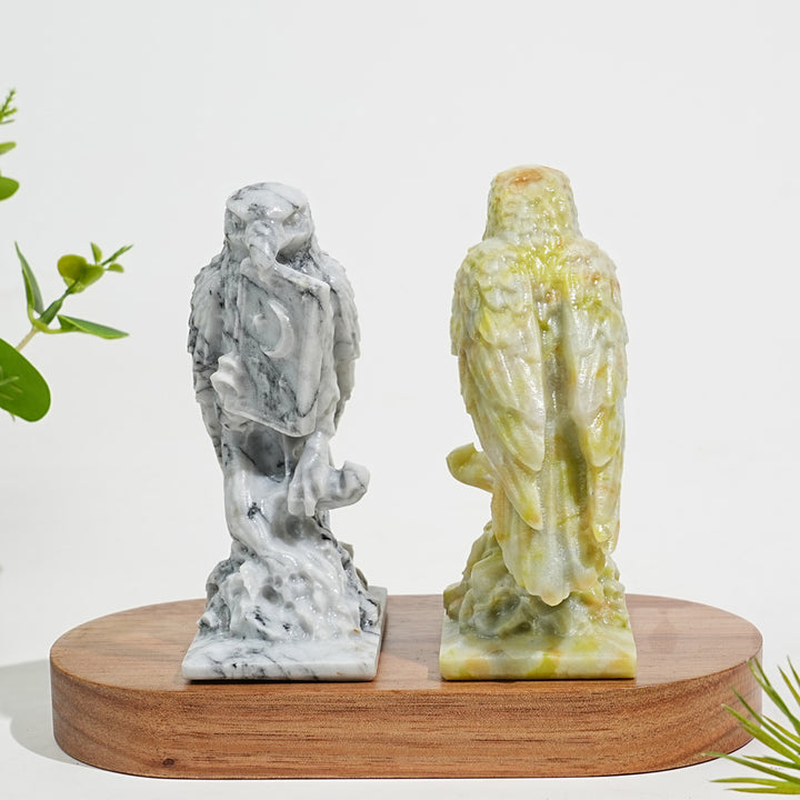 Natural Crystal Carving Exquisite Magical Raven