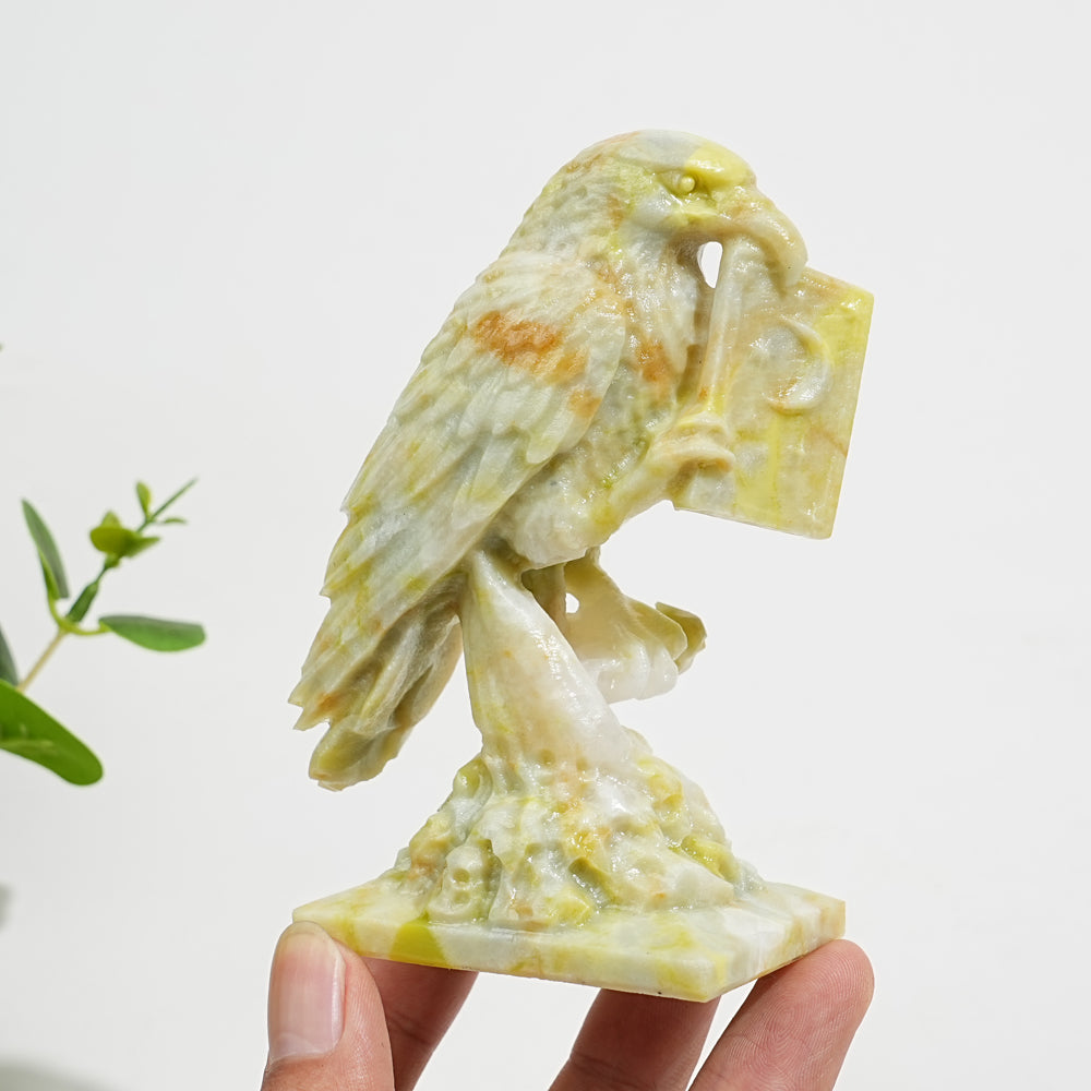 Natural Crystal Carving Exquisite Magical Raven