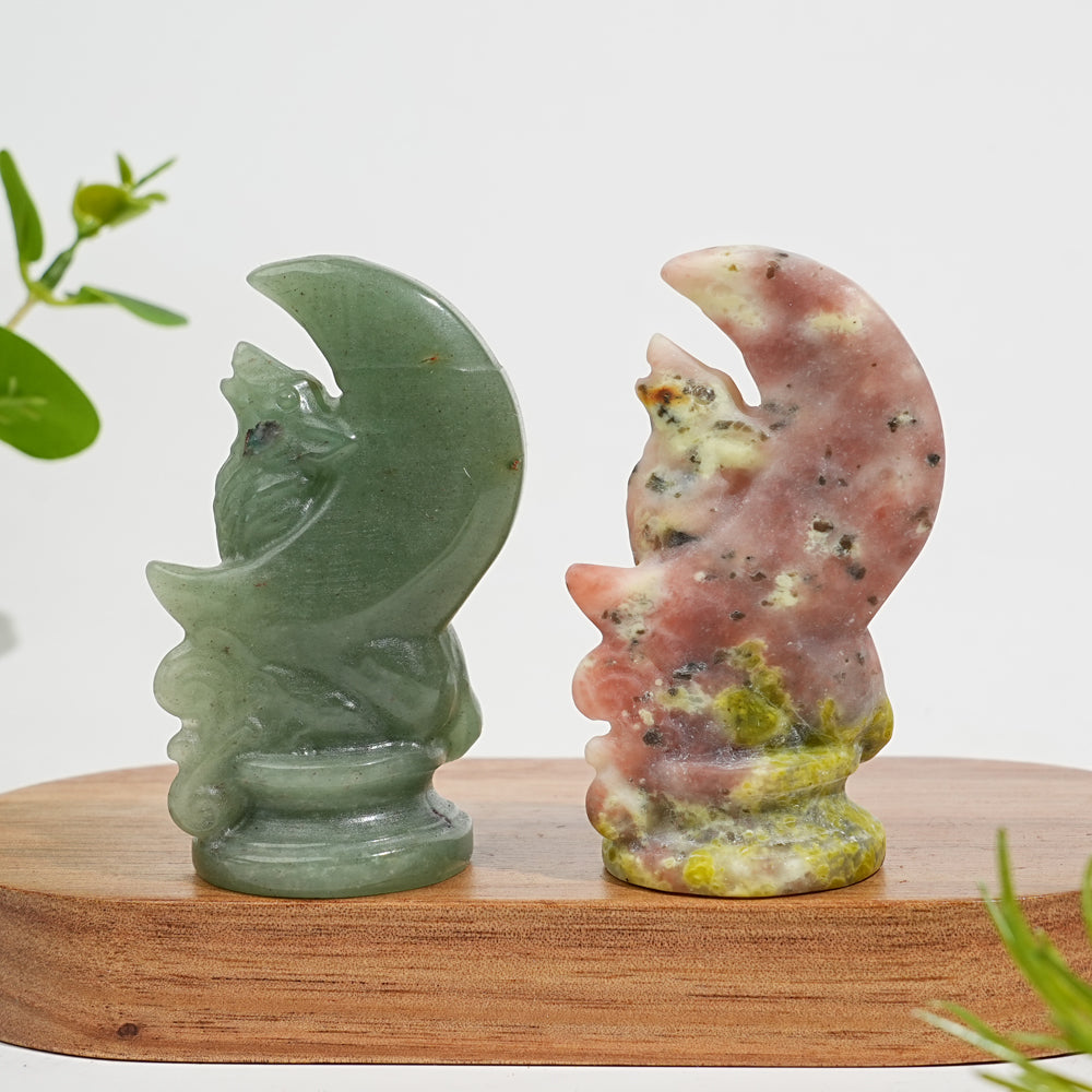Natural Crystal Moon Howling Wolf