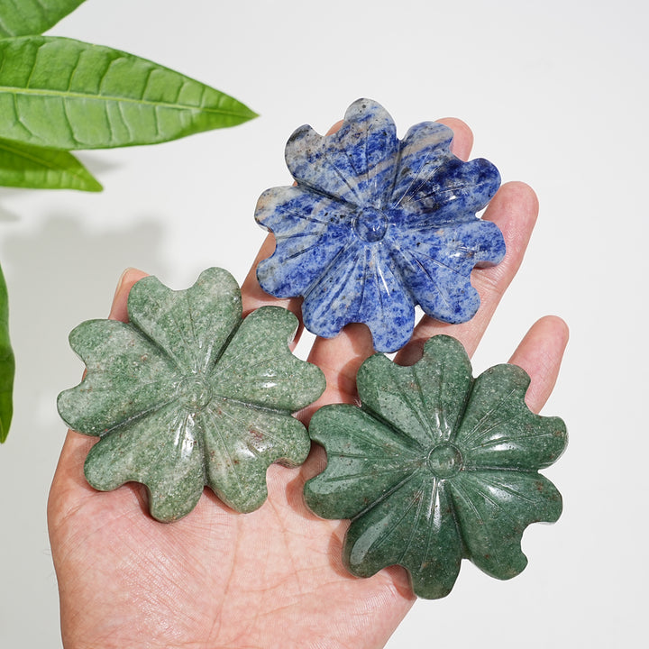 Natural Crystal Heart Four-Leaf Clover Carving