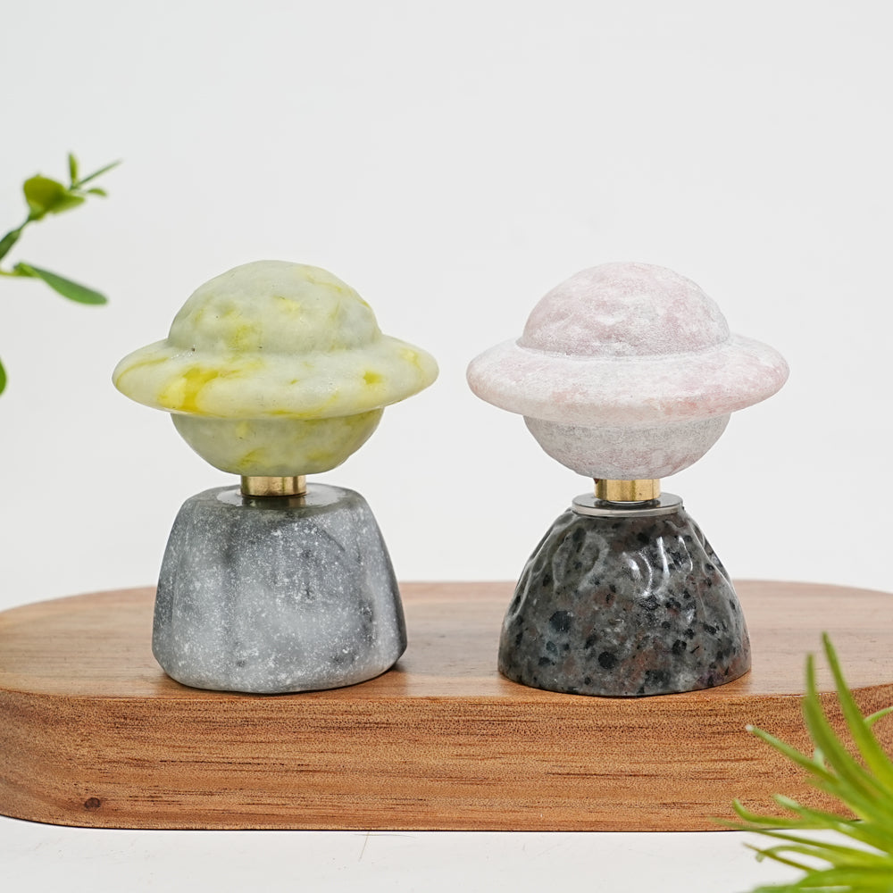 Natural Crystal Rotatable Planet