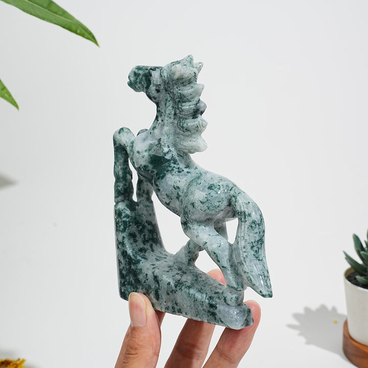 Unique,Natural Moss Agate Galloping Horse Carving