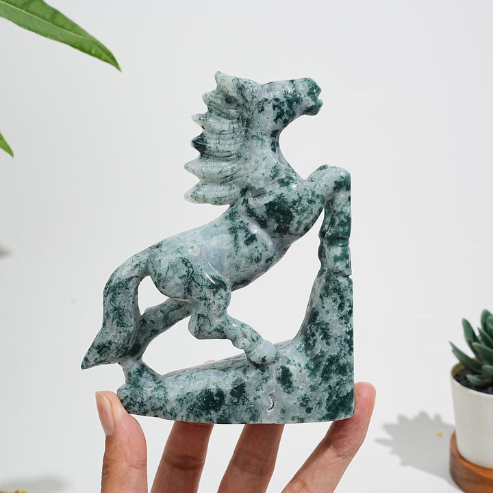 Unique,Natural Moss Agate Galloping Horse Carving