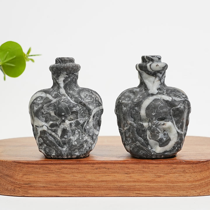 Natural Crystal Carving Skull Poison Bottle