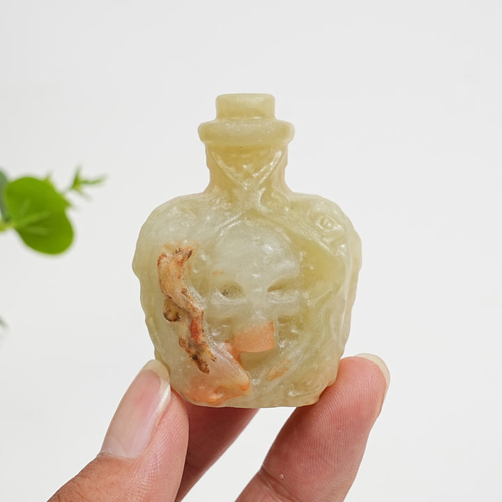 Natural Crystal Carving Skull Poison Bottle