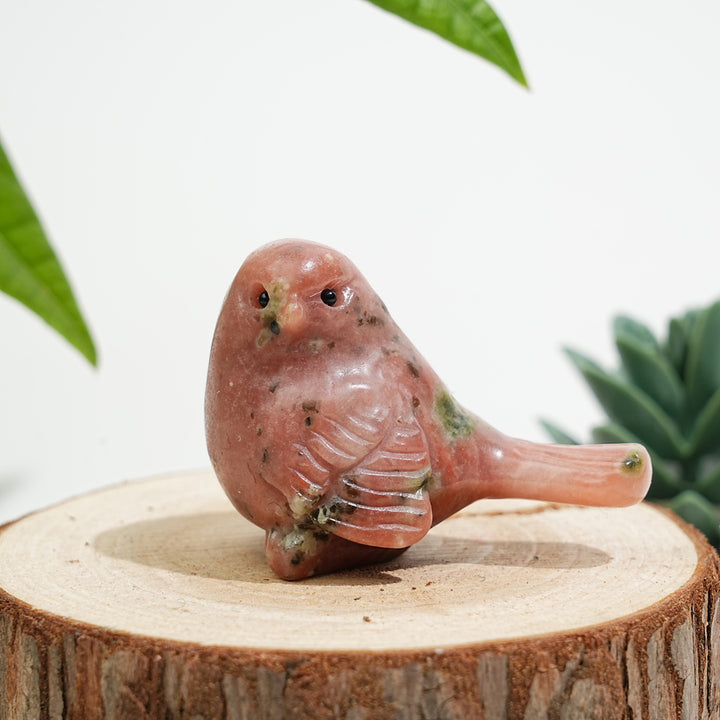 Natural Crystal Cheerful Chubby Bird Carving