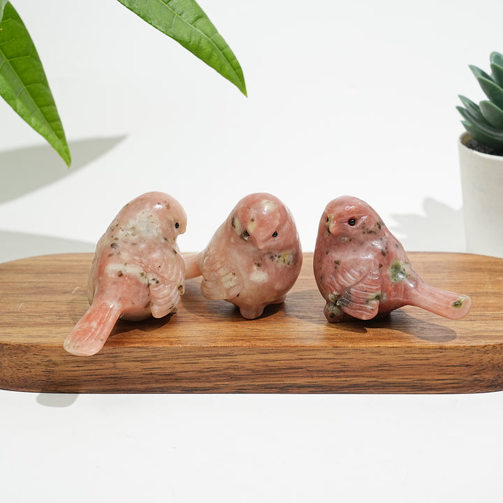 Natural Crystal Cheerful Chubby Bird Carving