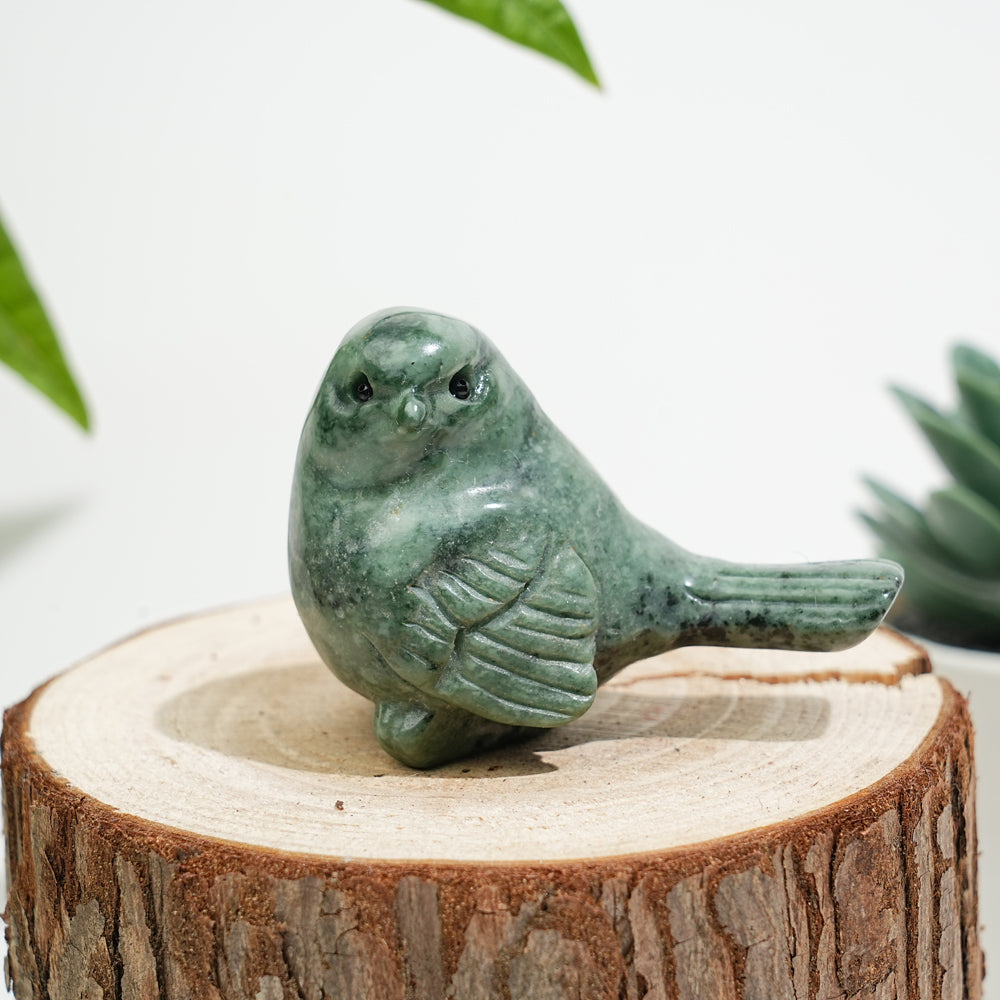 Natural Crystal Cheerful Chubby Bird Carving