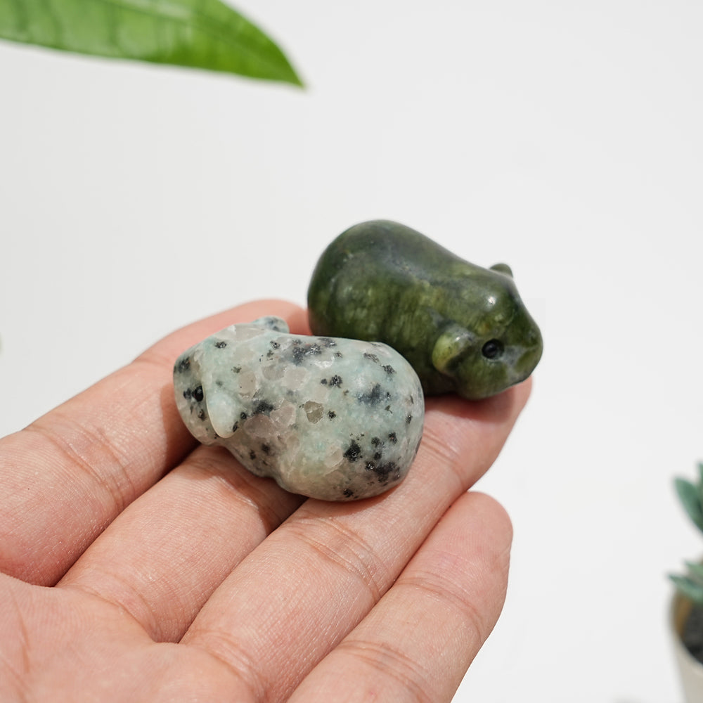 Natural Crystal Cute Guinea Pig Carving