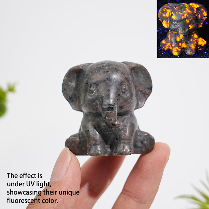 Natural Crystal Carving Cute Sitting Elephant