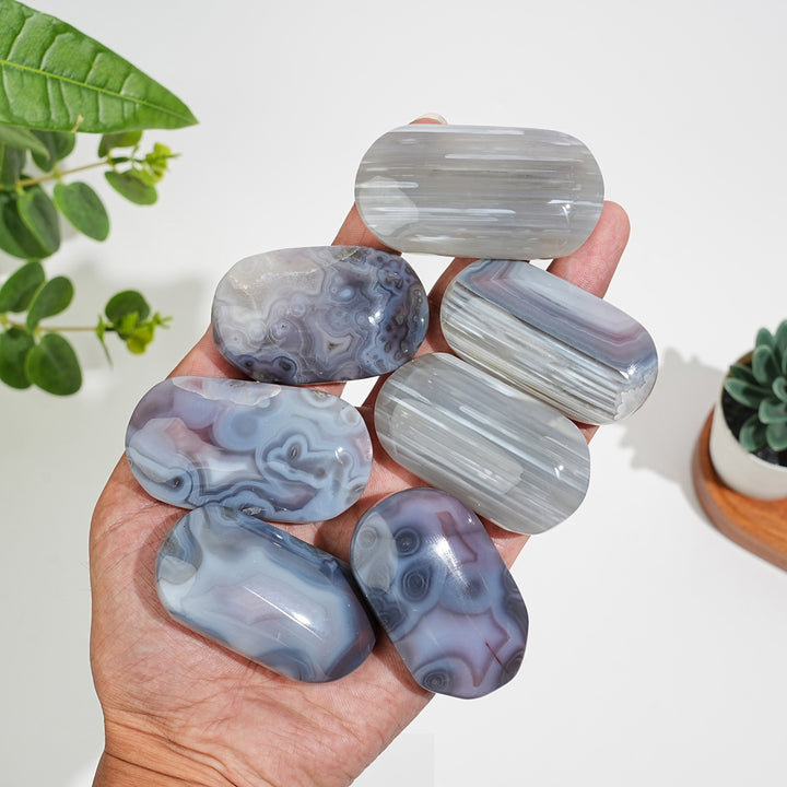 Natural Crystal Agate Palm Stone