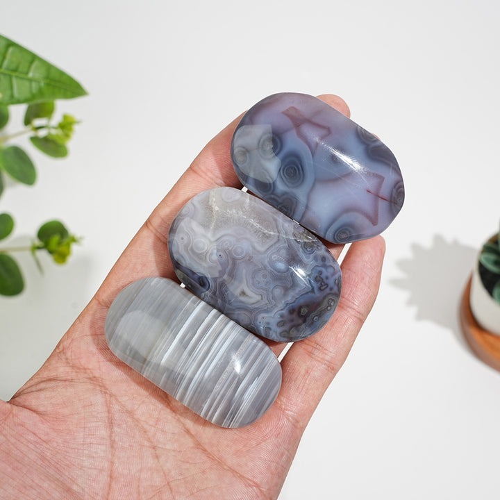 Natural Crystal Agate Palm Stone