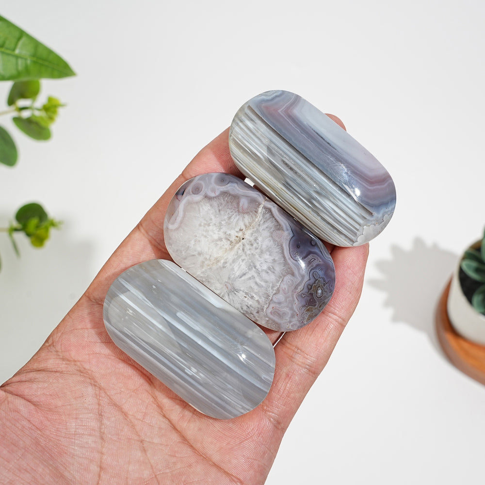Natural Crystal Agate Palm Stone