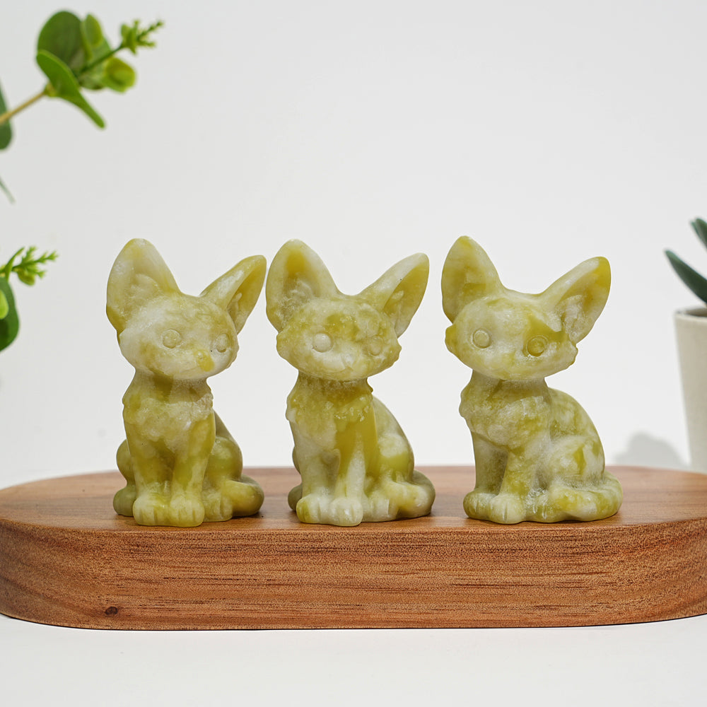 Natural Crystal Seated Big-Eared Cat Carving
