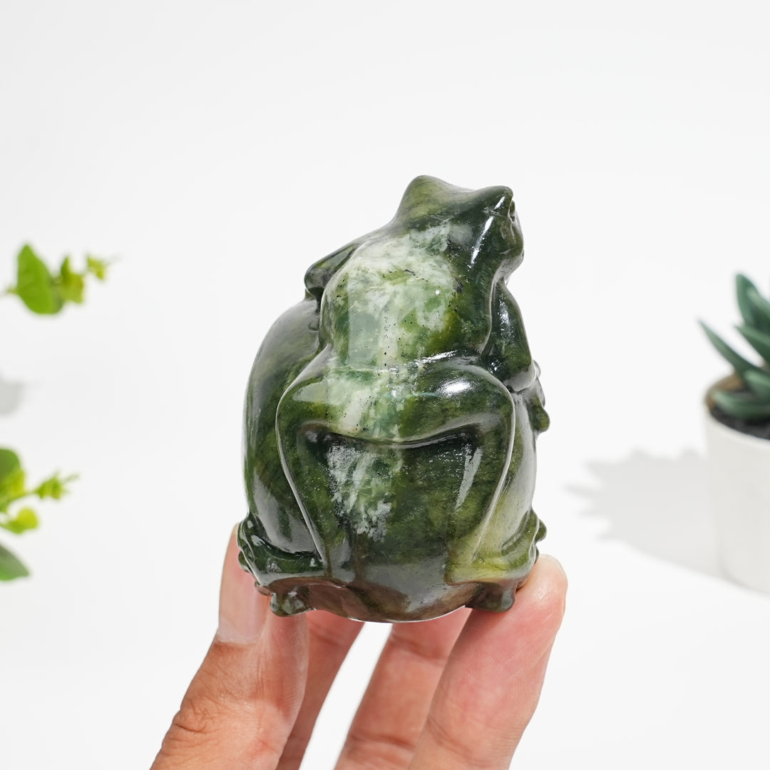 Natural Crystal Serpentine Frog With Skull Carving