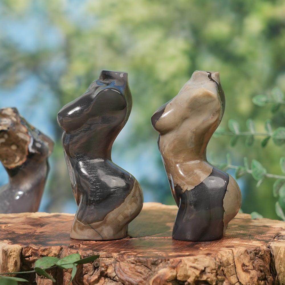 Natural Volcanic Agate Goddess Model