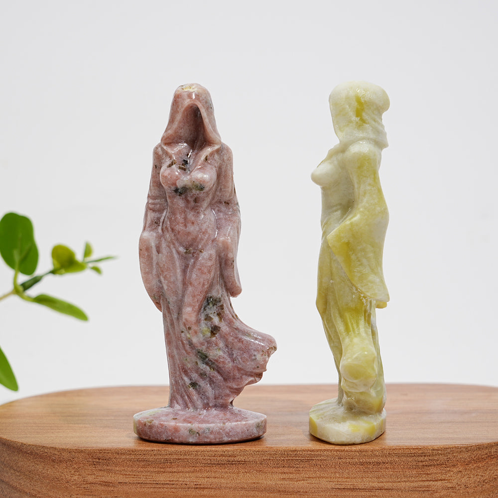 Natural Crystal Graceful Small Ghost Lady