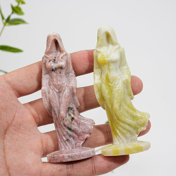 Natural Crystal Graceful Small Ghost Lady