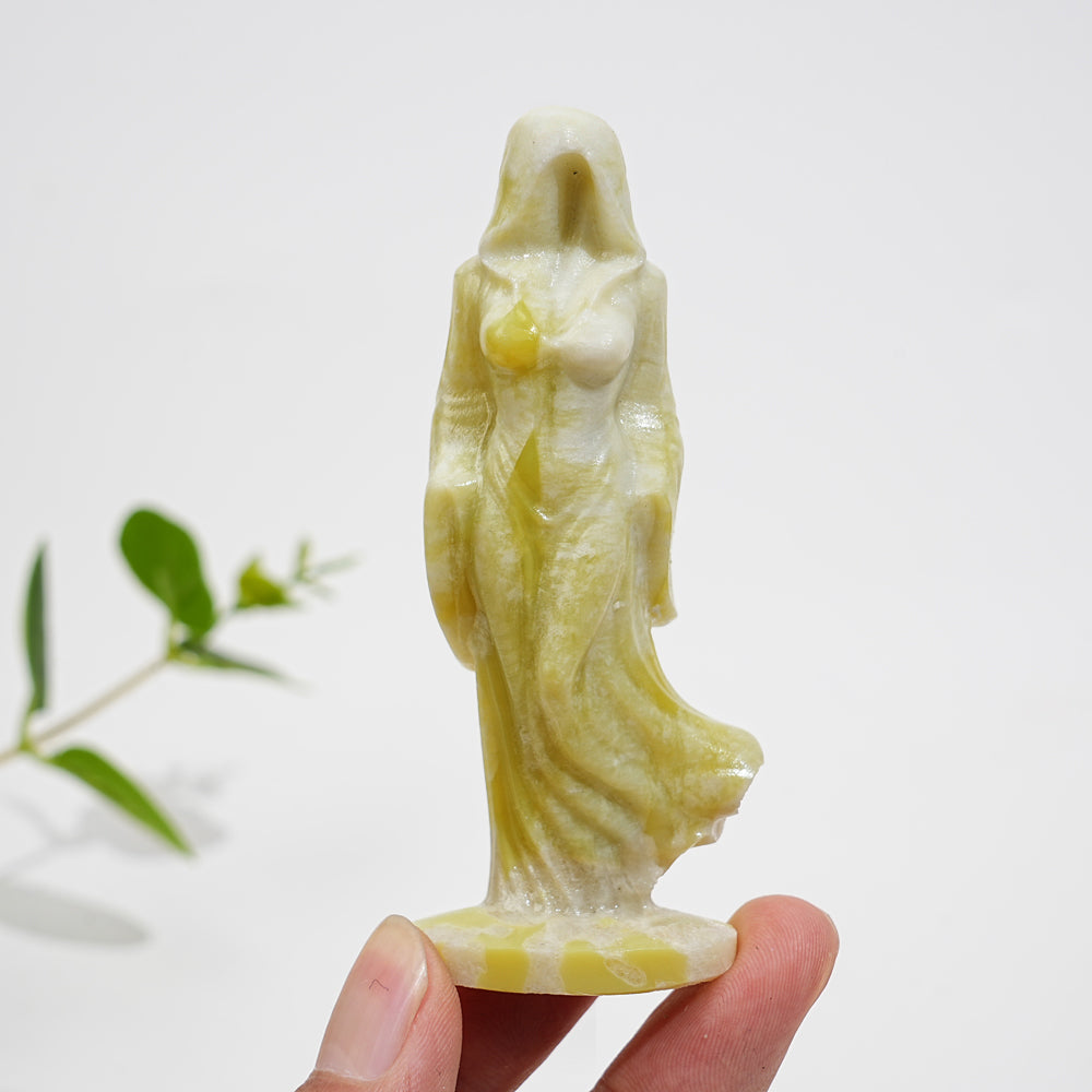 Natural Crystal Graceful Small Ghost Lady