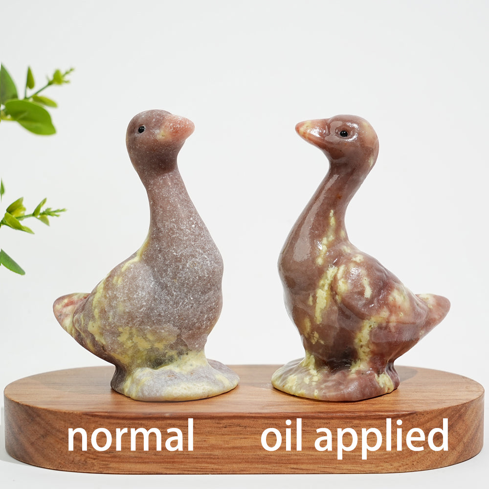 Natural Crystal Upturned Neck Duck Carving