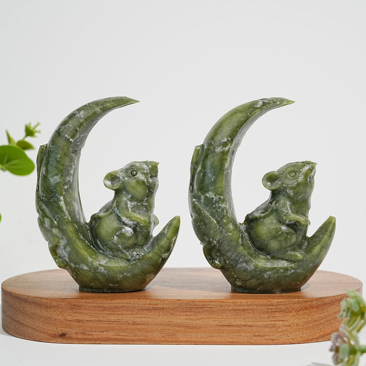 Natural Serpentine Crystal Carving Moon Rat