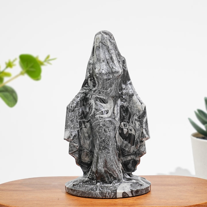 Natural Crystal Mysterious Veiled Spirit Woman Carving