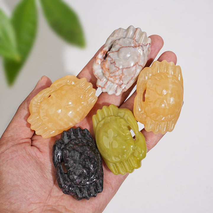 Natural Crystal Carving Lovely Crab