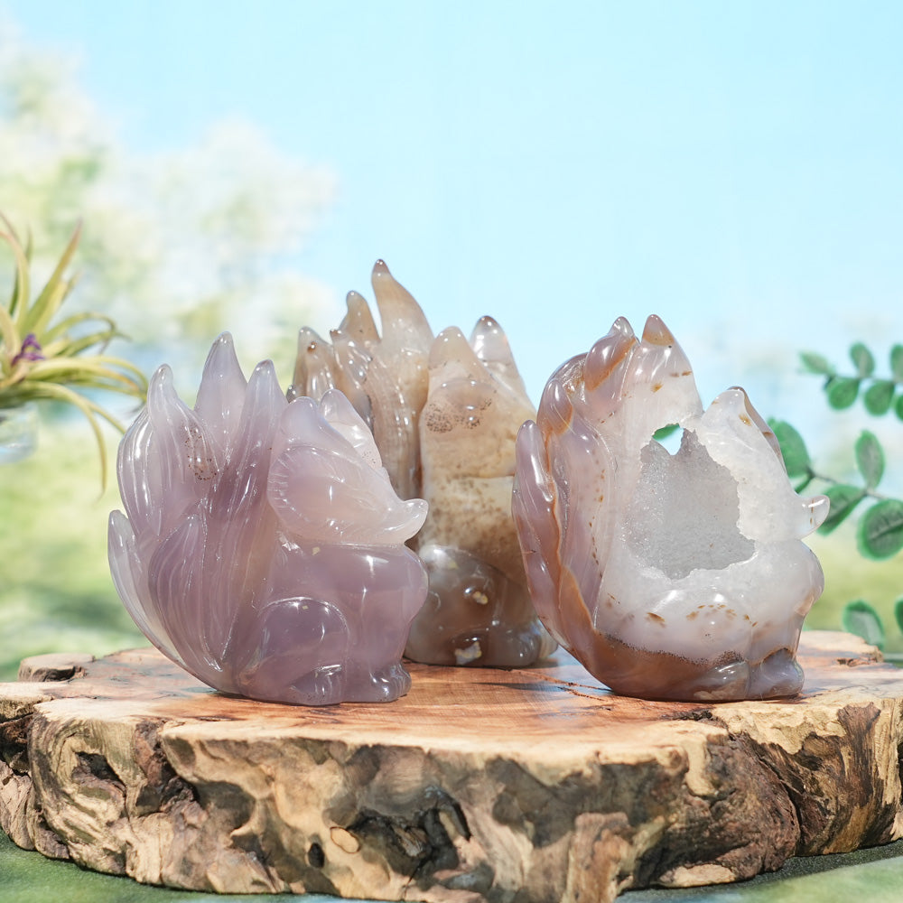 Unique,Natural Agate Geode Nine-Tailed Fox