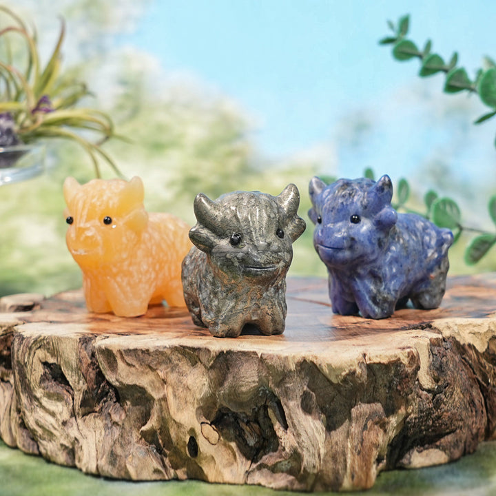 Natural Crystal Carving Highland Cow